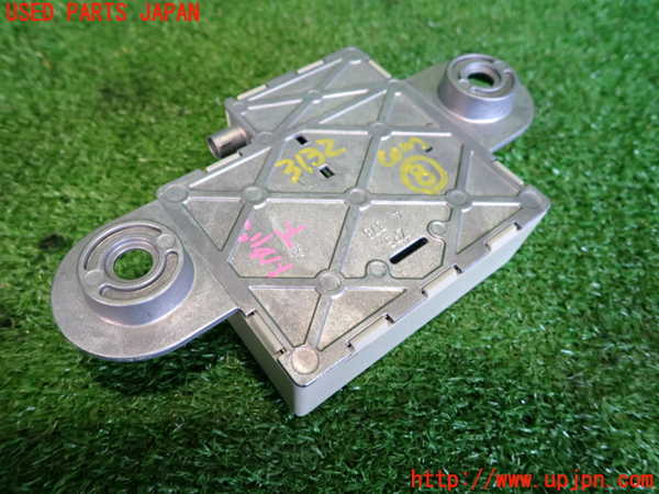 2UPJ-9231326153]BMW アクティブハイブリッド5(AH5)(FZ35)(F10)コンピューター8 中古_2