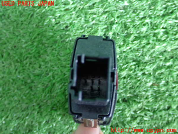 2UPJ-9231326290]BMW アクティブハイブリッド5(AH5)(FZ35)(F10)ハザードスイッチ 中古_3