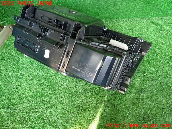 2UPJ-9231327516]BMW アクティブハイブリッド5(AH5)(FZ35)(F10)グローブボックス1 中古_3