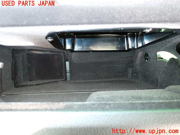 2UPJ-9231327516]BMW アクティブハイブリッド5(AH5)(FZ35)(F10)グローブボックス1 中古_5