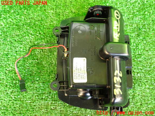 2UPJ-9231327821]BMW アクティブハイブリッド5(AH5)(FZ35)(F10)灰皿1 中古_3