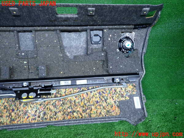 2UPJ-9231327790]BMW アクティブハイブリッド5(AH5)(FZ35)(F10)リアサンシェード 中古_4