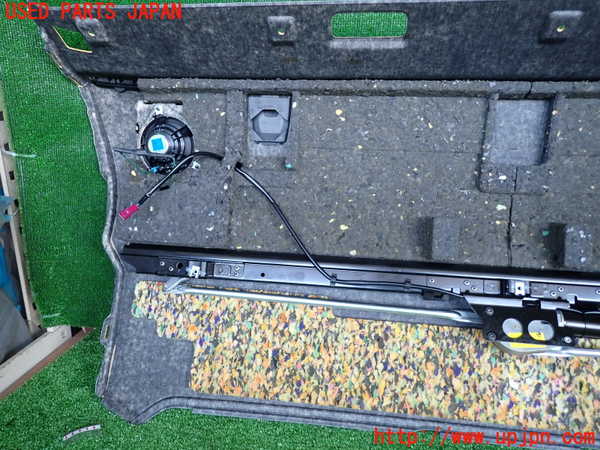 2UPJ-9231327790]BMW アクティブハイブリッド5(AH5)(FZ35)(F10)リアサンシェード 中古_5
