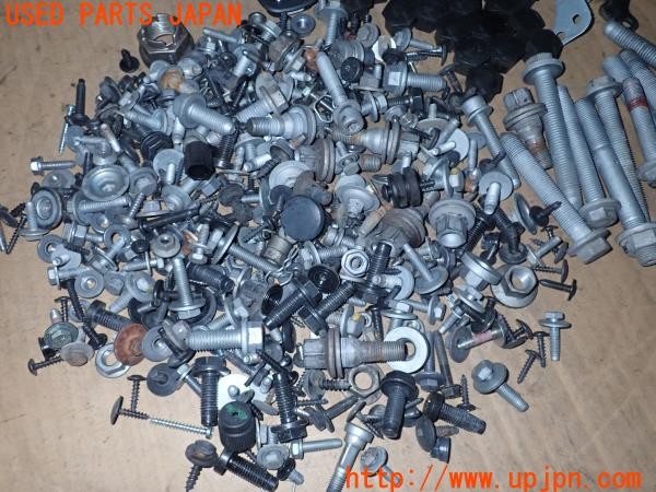 3UPJ=9231330720]DSオートモビルズ DS7 クロスバック(X745G06)ネジ・ナット・ステー類 セット ジャンク_3