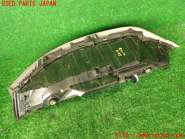 2UPJ-9231331536]DSオートモビルズ ・DS 7(DS7 クロスバック)(X745G06)左テールランプ 中古_2