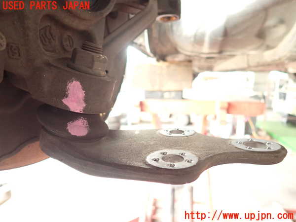2UPJ-9231334290]DSオートモビルズ ・DS 7(DS7 クロスバック)(X745G06)右フロントナックルハブ 中古_3