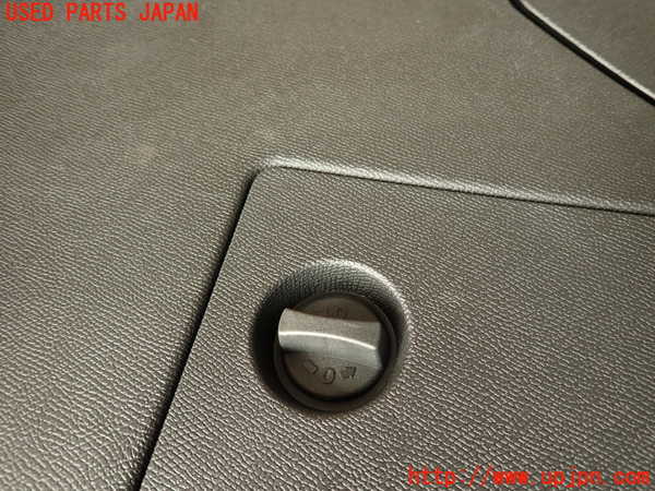 2UPJ-9231331578]DSオートモビルズ ・DS 7(DS7 クロスバック)(X745G06)バックドア内張り 中古_3