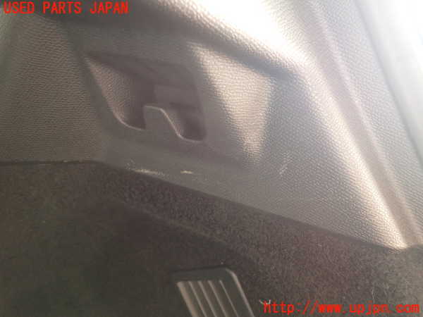 2UPJ-9231337675]DSオートモビルズ ・DS 7(DS7 クロスバック)(X745G06)右リアピラートリム 中古_2