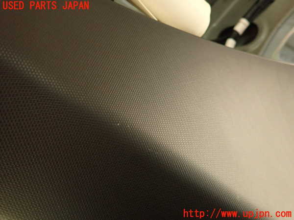 2UPJ-9231337675]DSオートモビルズ ・DS 7(DS7 クロスバック)(X745G06)右リアピラートリム 中古_4