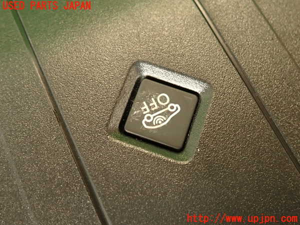 2UPJ-9231336411]DSオートモビルズ ・DS 7(DS7 クロスバック)(X745G06)ルームランプ1 (真中 1列目) 中古_2
