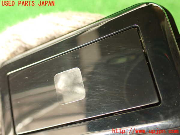 2UPJ-9231336412]DSオートモビルズ ・DS 7(DS7 クロスバック)(X745G06)ルームランプ2 (右 2列目) 中古_2