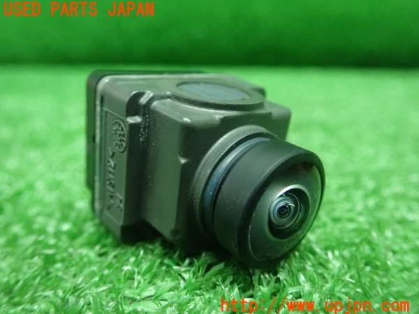 3UPJ=9231340560]ボルボ EX40(XE400RXCE)純正 P32340119 VAD628 フロントバンパーカメラ 中古_2