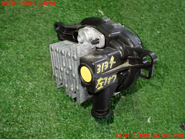 2UPJ-9231341182]ボルボ・EX40(XC40 リチャージ)(XE400RXCE)左フォグ 中古_2