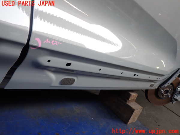 2UPJ-9231341230]ボルボ・EX40(XC40 リチャージ)(XE400RXCE)右前ドア (43R-000055 M61385) 中古_2