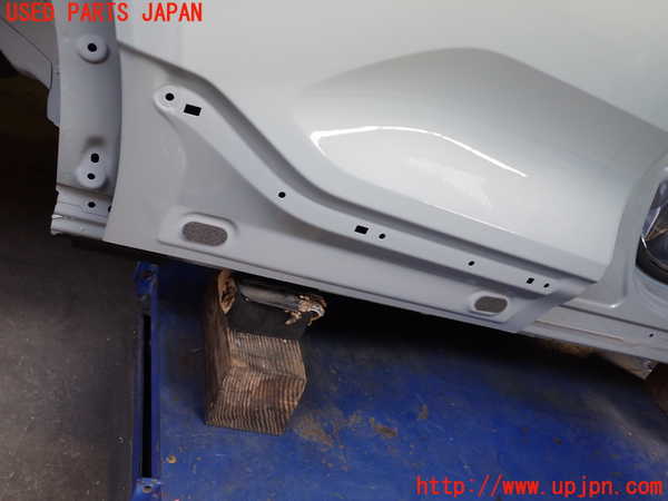 2UPJ-9231341290]ボルボ・EX40(XC40 リチャージ)(XE400RXCE)右後ドア (43R-000072 M1232) 中古_2