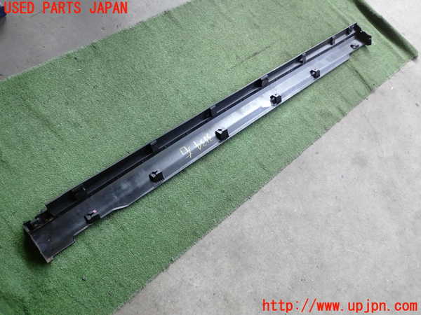 2UPJ-9231341390]ボルボ・EX40(XC40 リチャージ)(XE400RXCE)右サイドステップ 中古_3
