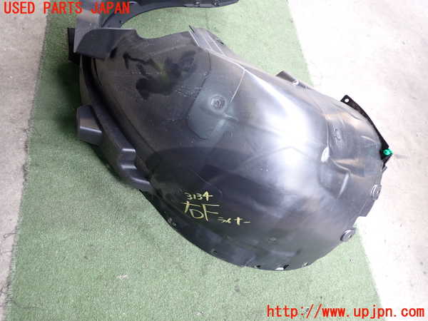 2UPJ-9231341090]ボルボ・EX40(XC40 リチャージ)(XE400RXCE)右前フェンダーライナー 中古_2