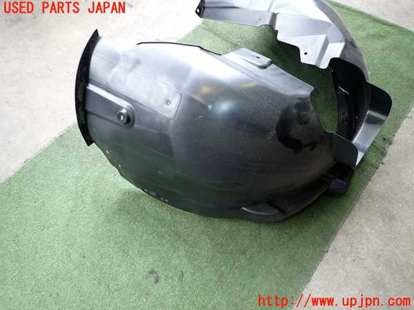 2UPJ-9231341090]ボルボ・EX40(XC40 リチャージ)(XE400RXCE)右前フェンダーライナー 中古_3