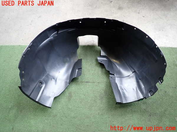 2UPJ-9231341090]ボルボ・EX40(XC40 リチャージ)(XE400RXCE)右前フェンダーライナー 中古_4