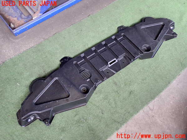 2UPJ-9231341722]ボルボ・EX40(XC40 リチャージ)(XE400RXCE)アンダーカバー2 中古_2