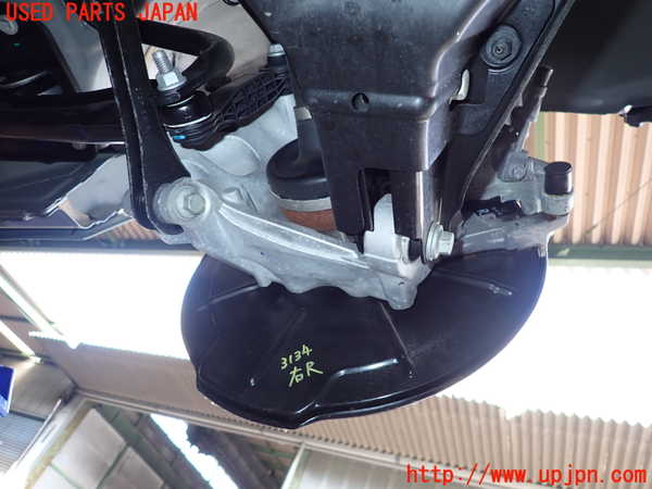 2UPJ-9231344300]ボルボ・EX40(XC40 リチャージ)(XE400RXCE)右リアナックルハブ 中古_2