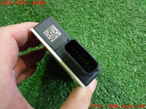 2UPJ-9231346147]ボルボ・EX40(XC40 リチャージ)(XE400RXCE)コンピューター2 (フロントレーダーセンサー) 中古_3