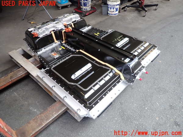 2UPJ-9231346911]ボルボ・EX40(XC40 リチャージ)(XE400RXCE)ハイブリッドバッテリー1 【ジャンク品】 中古_2