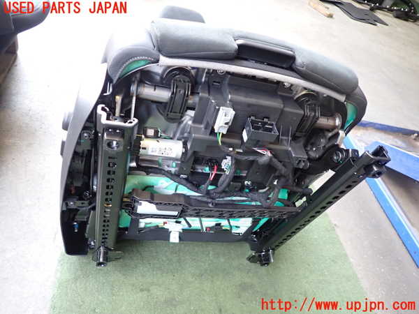 2UPJ-9231347035]ボルボ・EX40(XC40 リチャージ)(XE400RXCE)運転席シート 中古_4