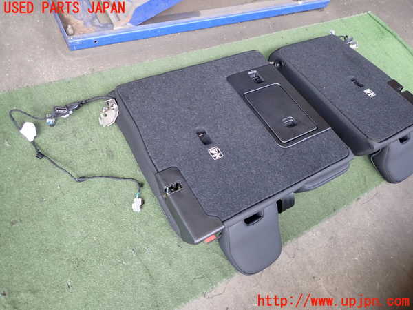 2UPJ-9231347385]ボルボ・EX40(XC40 リチャージ)(XE400RXCE)リアシート 中古_5