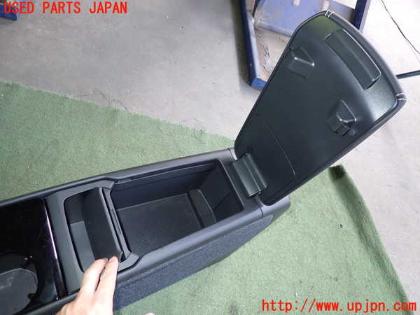 2UPJ-9231347540]ボルボ・EX40(XC40 リチャージ)(XE400RXCE)センターコンソール 中古_3