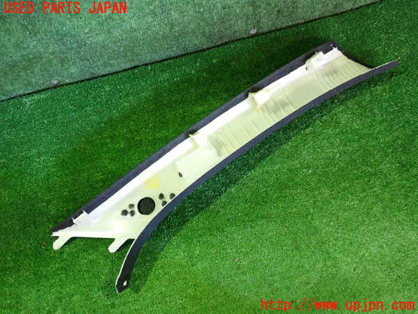 2UPJ-9231347660]ボルボ・EX40(XC40 リチャージ)(XE400RXCE)左フロントピラートリム 中古_3