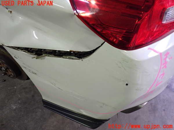 2UPJ-9231351610]WRX STI(VAB)リアバンパー 中古_5