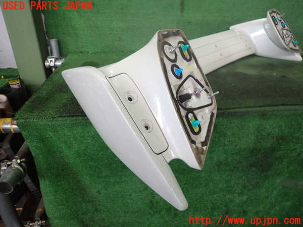 2UPJ-9231351520]WRX STI(VAB)リアスポイラー 中古_3