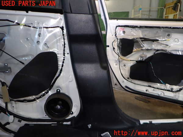 2UPJ-9231357670]WRX STI(VAB)左センターピラートリム 中古_3