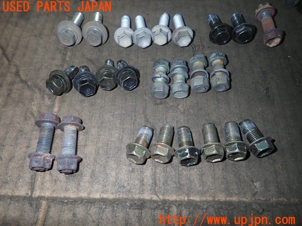 3UPJ=9231360720]アルテッツァ AS200(GXE10)前期 ネジ・ナット・ステー類 セット ジャンク_3