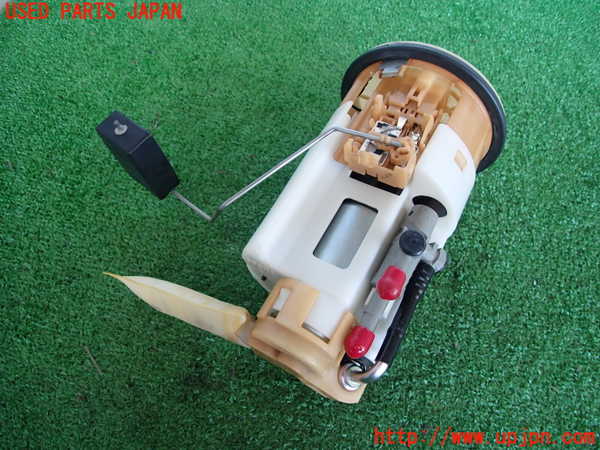2UPJ-9231362510]アルテッツァ(GXE10)燃料ポンプ 中古_2