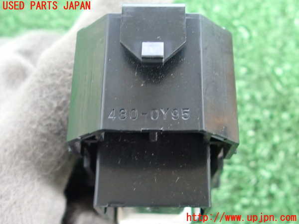 2UPJ-9231366245]アルテッツァ(GXE10)左前パワーウィンドウスイッチ 中古_3