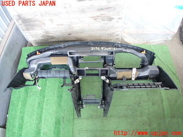 2UPJ-9231367505]アルテッツァ(GXE10)ダッシュボード 中古_5