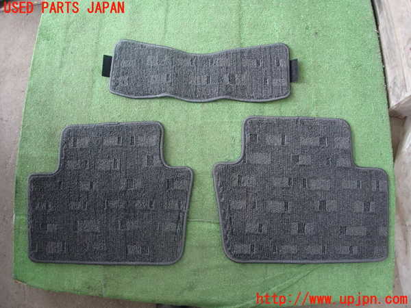 2UPJ-9231367800]アルテッツァ(GXE10)フロアマット 中古_3