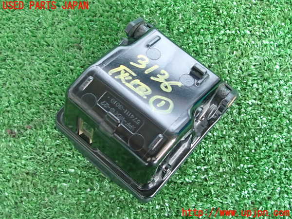 2UPJ-9231367821]アルテッツァ(GXE10)灰皿1 中古_3