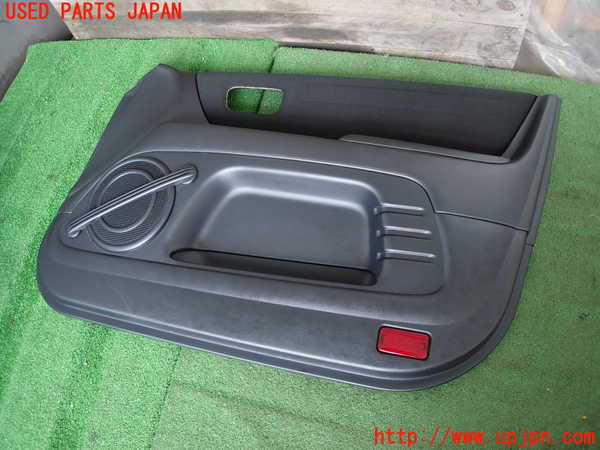 2UPJ-9231361234]アルテッツァ(GXE10)右前ドア内張り 中古_2