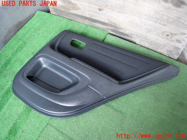2UPJ-9231361294]アルテッツァ(GXE10)右後ドア内張り 中古_2