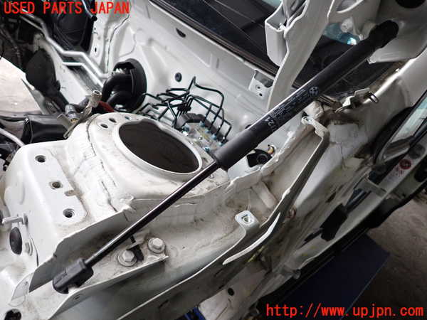 2UPJ-9231371068]BMW 218d アクティブツアラー(2C20)ボンネットダンパー 中古 F45_2
