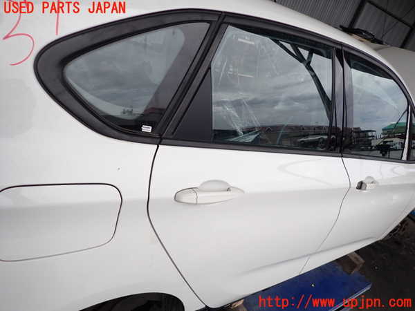 2UPJ-9231371290]BMW 218d アクティブツアラー(2C20)右後ドア (43R-001734 M532AS2) 中古 F45_2