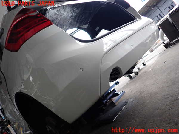 2UPJ-9231371610]BMW 218d アクティブツアラー(2C20)リアバンパー 中古 F45_3