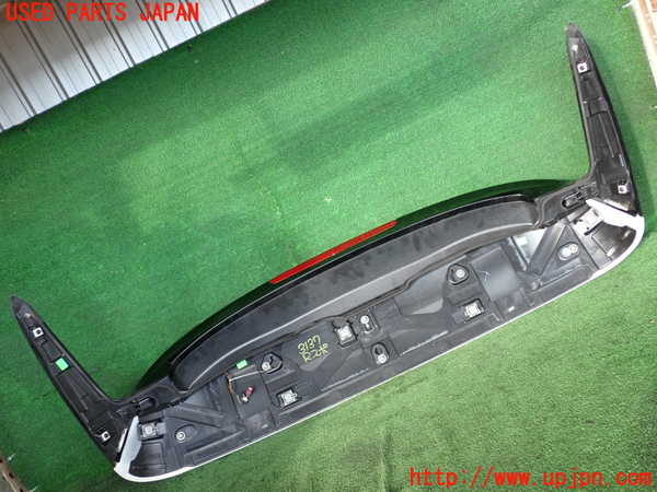 2UPJ-9231371520]BMW 218d アクティブツアラー(2C20)リアスポイラー 中古 F45_2