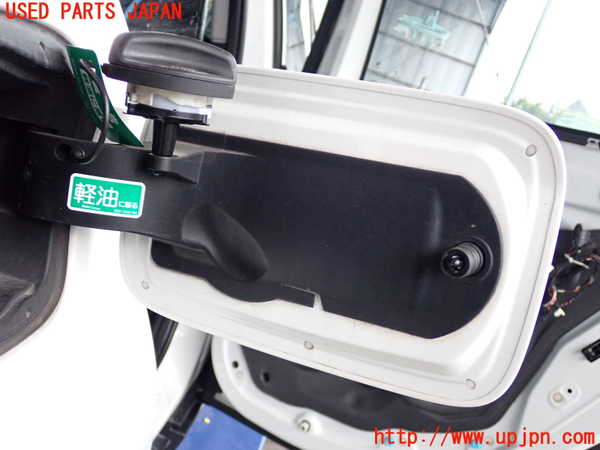 2UPJ-9231371690]BMW 218d アクティブツアラー(2C20)フューエルリッド 中古 F45_2