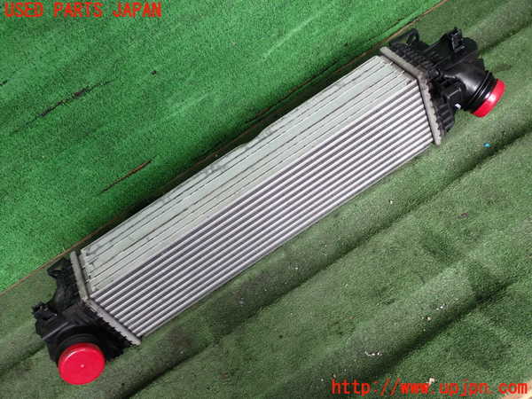 2UPJ-9231372451]BMW 218d アクティブツアラー(2C20)インタークーラー1 中古 F45_2