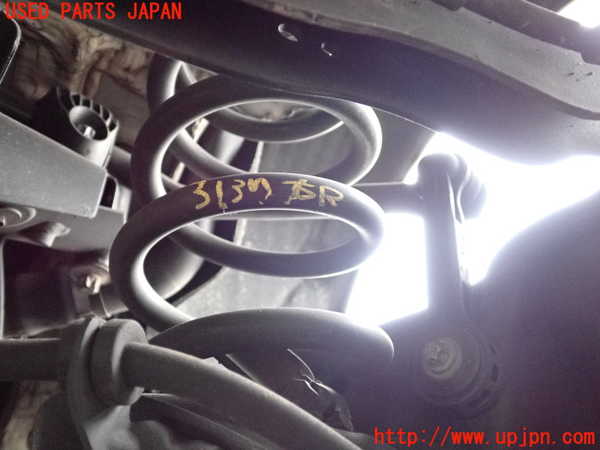 2UPJ-9231375445]BMW 218d アクティブツアラー(2C20)リアスタビライザー 中古 F45_2