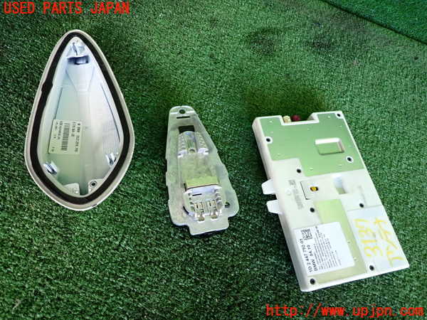 2UPJ-9231376550]BMW 218d アクティブツアラー(2C20)アンテナ 中古 F45_2